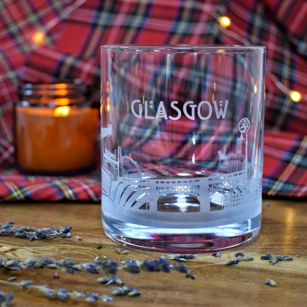 Burns Scottish Gift With Glasgow Skyline Wrap Around