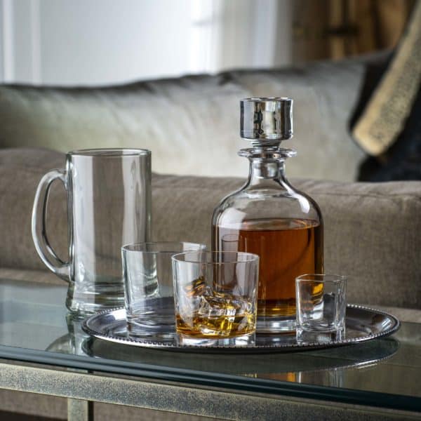 Glencairn Crystal Traditional cut crystal isn’t for everyone, the Iona Collection allows you to enjoy your drink from crystal with complete clarity. Our weighted tankard sits comfortably in the hand, perfect for enjoying a refreshing pint of beer, lager or cider! This glass is supplied in a Glencairn branded gift carton, if you're looking for a special gift for someone, personalised crystal engraving available.