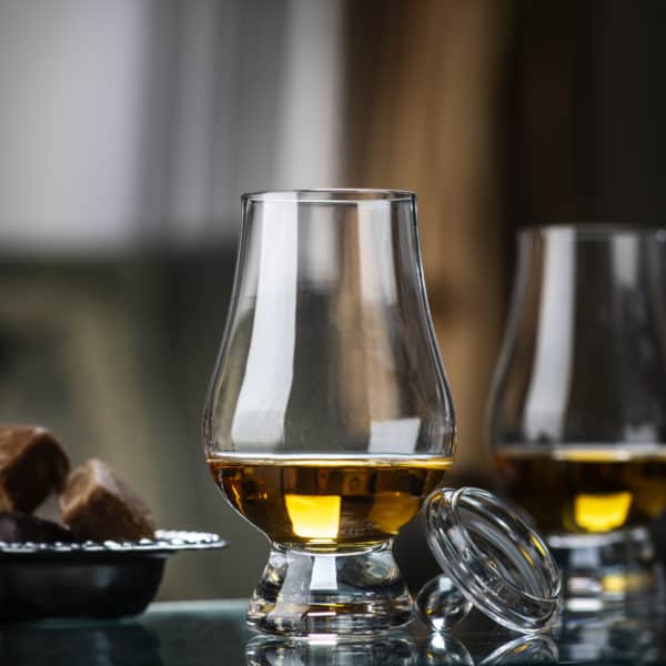 Glencairn Crystal The Glencairn Tasting Cap is a great whisky accessory that is designed to help contain the vapours from your whisky to give greater concentrations of aromas whilst nosing. Pair it with the <a href="https://glencairn.co.uk/product/glencairn-glass/">Glencairn Glass</a> for the perfect fit.